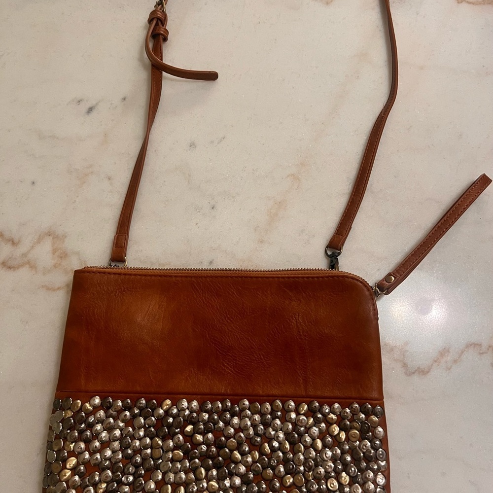 ANTIK KRAFT Brown Leather Crossbody With Silver Tone Metal Studs EUC - Picture 2 of 8